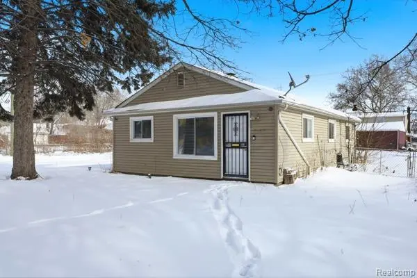 8154 Decatur ST, Detroit, MI 48228