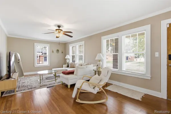 2517 MAPLEWOOD AVE, Royal Oak, MI 48073