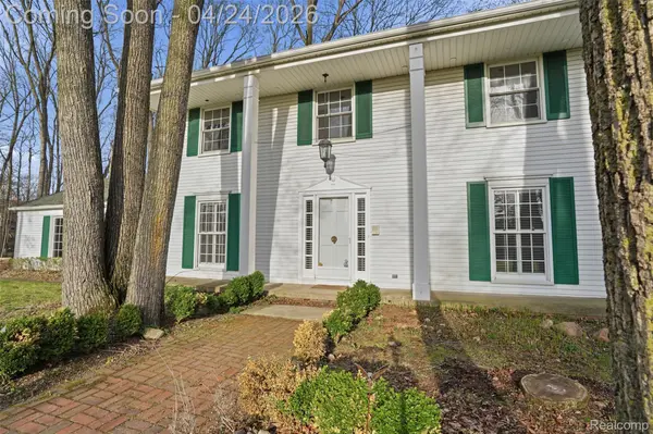 6808 Salem RD, Salem Township, MI 48170