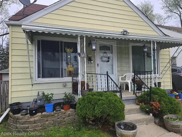 6320 Saint Marys ST, Detroit, MI 48228