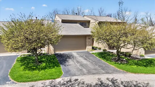 4369 Kimberly LN, Waterford Charter Township, MI 48329
