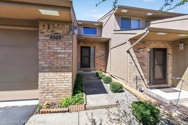 4369 Kimberly LN, Waterford Charter Township, MI 48329