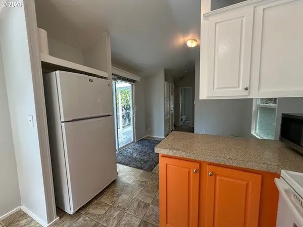 89510 HIGHWAY 101 #16, Florence, OR 97439