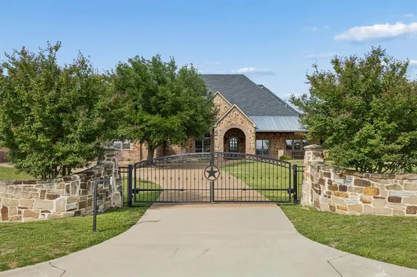 271 Dennis Bailey Lane, Heath, TX 75032