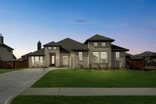 2608 Acton Drive, Mansfield, TX 76084