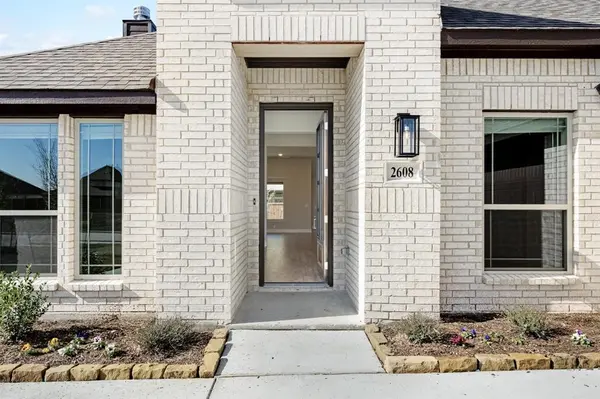 2608 Acton Drive, Mansfield, TX 76084