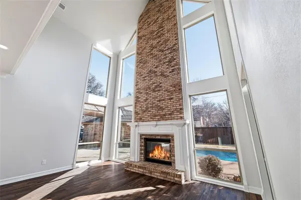 4705 Villa Vera Drive, Arlington, TX 76017