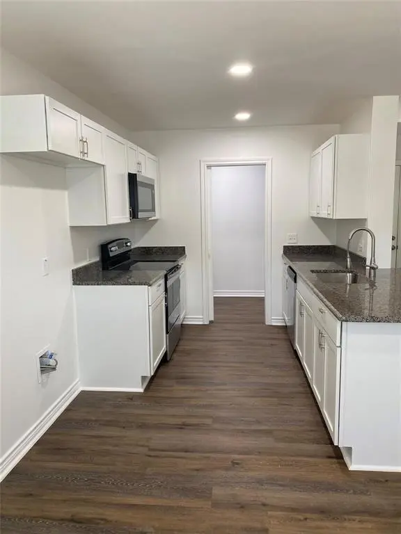 521 E Sears Street, Denison, TX 75021