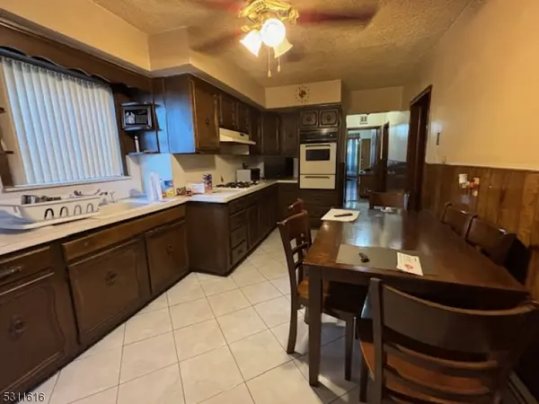 103 Garrison St, Newark City, NJ 07105