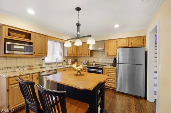 12 Waldon Rd, Washington Twp., NJ 07830