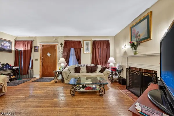 501 E 32Nd St, Paterson City, NJ 07504