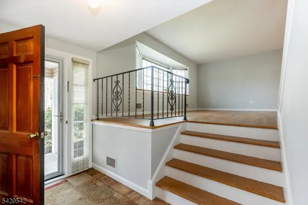 43 Forest Rd, Cedar Grove Twp., NJ 07009