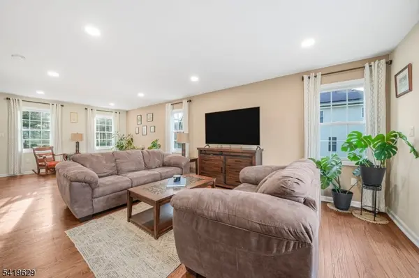 12 Montville Ave, Montville Twp., NJ 07045