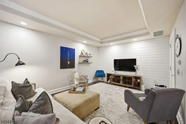 40 W Park #304, Morristown Town, NJ 07960