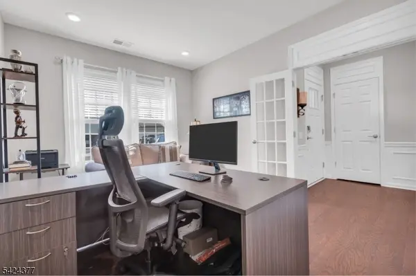 71 Sullivan Road, Raritan Twp., NJ 08822