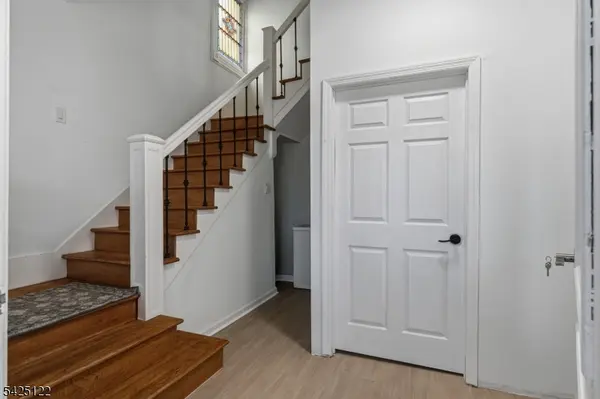 287 Crooks Ave, Clifton City, NJ 07011