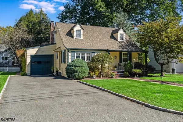 20 Remington Rd, Fair Lawn Boro, NJ 07410