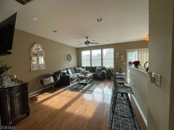 6 Lodge Pole Ln, Hardyston Twp., NJ 07419