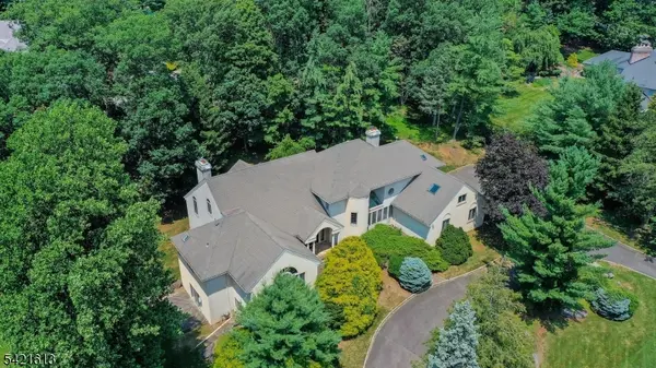 15 Glenview Dr, Warren Twp., NJ 07059