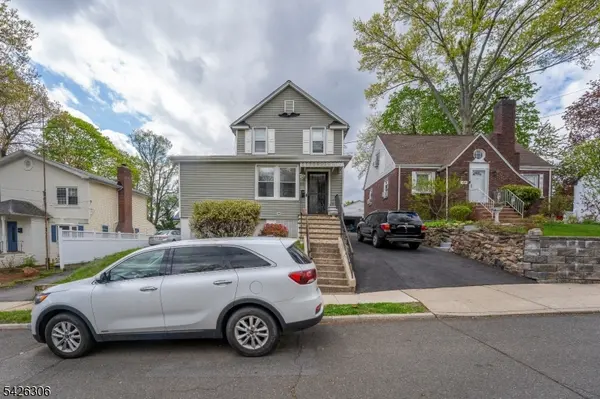 100 Washington Pl, Teaneck Twp., NJ 07666