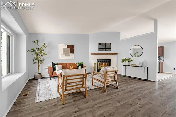 1565 Piros DR, Colorado Springs, CO 80915