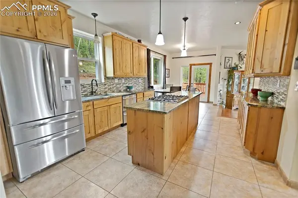 1522 Monarch DR, Cripple Creek, CO 80813