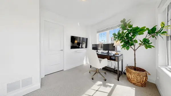 22 Baker Hill BLVD, Whitchurch-stouffville, ON L4A 1Y6