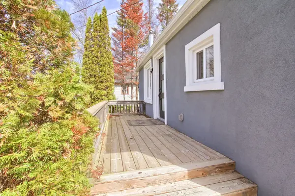 127 Woodfield DR N, Georgina, ON L0E 1N0