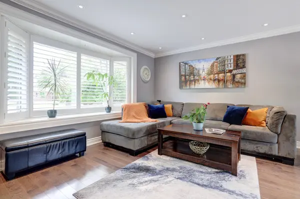 465 Fourth Line, Oakville, ON L6L 5A6