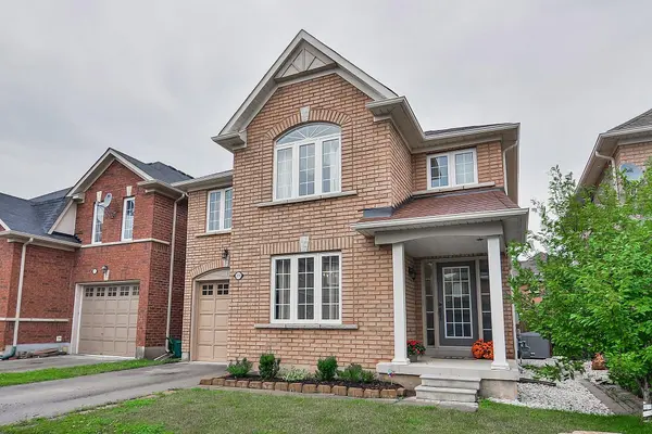 2293 Crestmont DR, Oakville, ON L6M 5J5