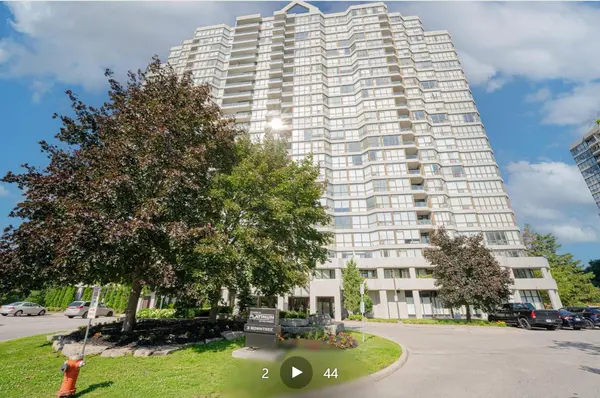 3 Rowntree RD #612, Toronto W10, ON M9V 5G8