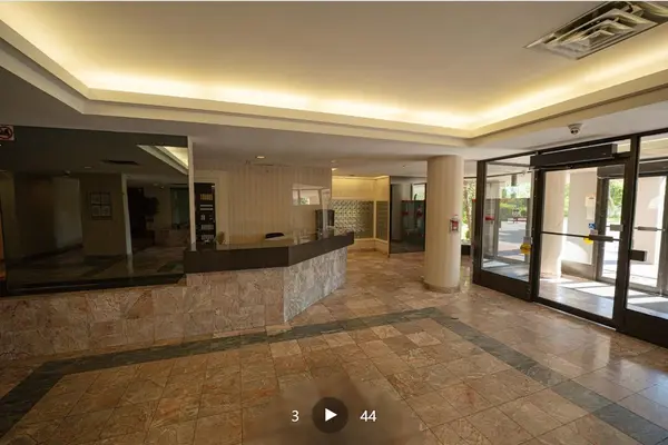 3 Rowntree RD #612, Toronto W10, ON M9V 5G8