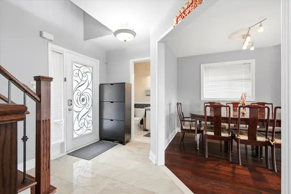 85 Vivians CRES, Brampton, ON L6Y 4V2