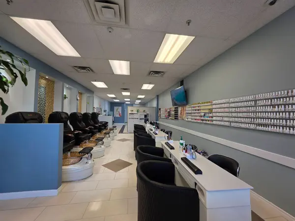 4559 Hurontario ST #A-6, Mississauga, ON L4Z 3L9