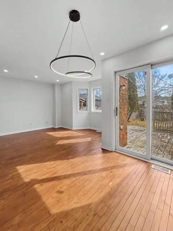 4218 Owl Valley DR, Blossom Park - Airport And Area, ON K1V 1L7