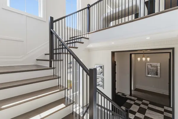 326 Manhattan DR, London South, ON N6K 4M7