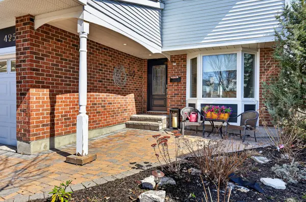 425 Tanager Bay N/A, Orleans - Cumberland And Area, ON K1E 2Z7