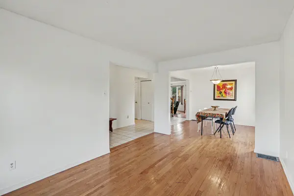 2829 Gothwood PL, Blossom Park - Airport And Area, ON K1T 2V4