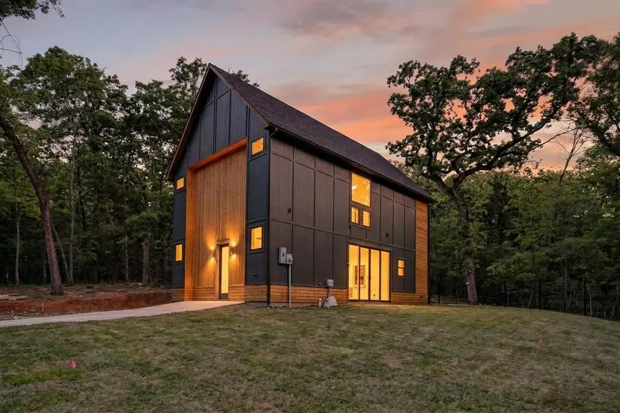 116 Carolyn Road, Mabank, TX 75156