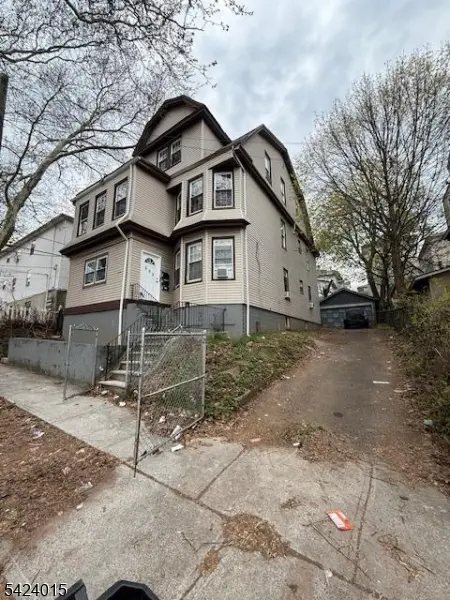 672-674 Irvine Turner Blvd, Newark City, NJ 07112