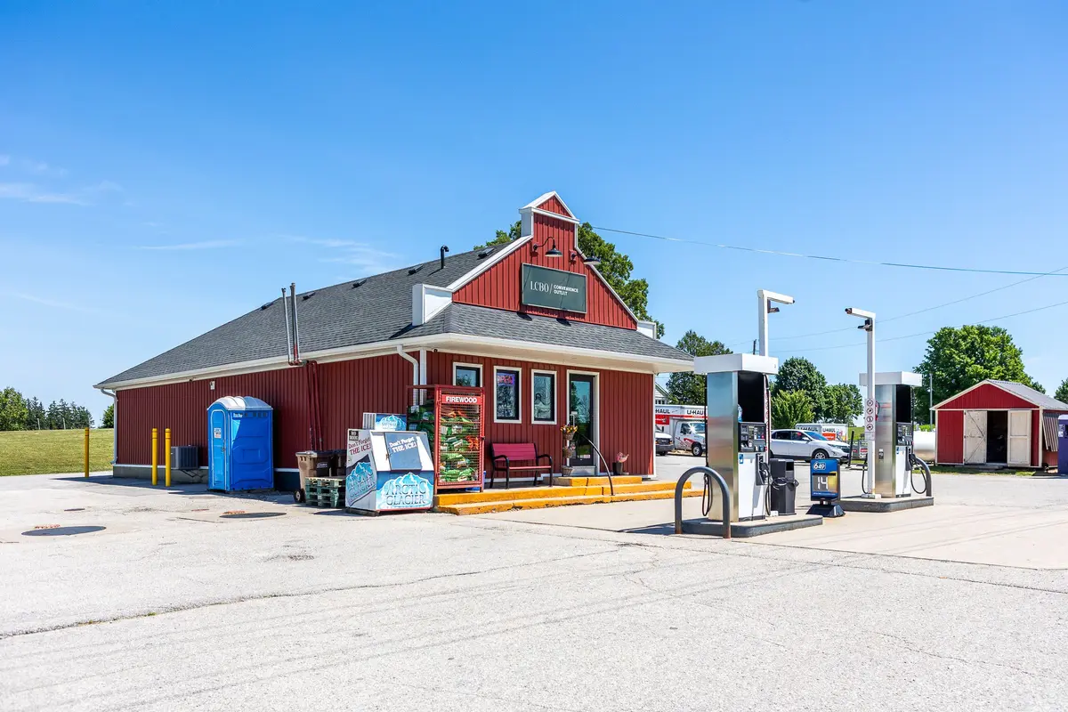 177569 Grey 18 RD, Georgian Bluffs, ON N4K 5N5