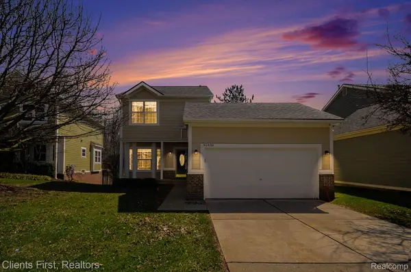 41450 Cornell DR, Novi, MI 48377