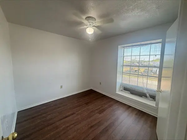 612 Luxton Street #202, Fort Worth, TX 76104