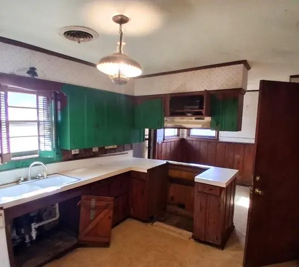 501 W Terrell Avenue, Cooper, TX 75432