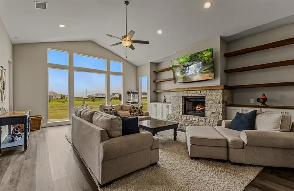 2130 Providence Way, Nevada, TX 75173