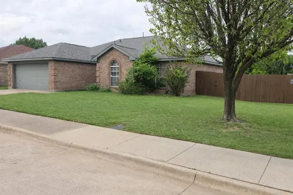 321 Village Parkway, Crowley, TX 76036