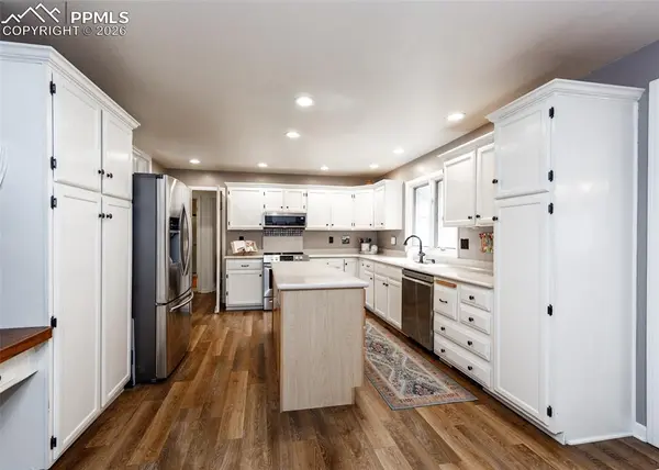 735 Big Valley DR, Colorado Springs, CO 80919