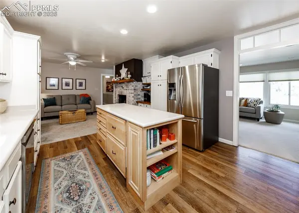 735 Big Valley DR, Colorado Springs, CO 80919