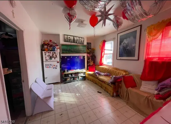 23 Ward St, Paterson City, NJ 07501