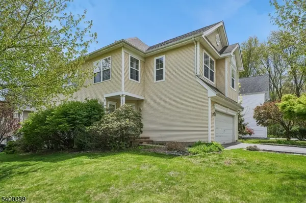 1 Smoke House Ct, Readington Twp., NJ 08889